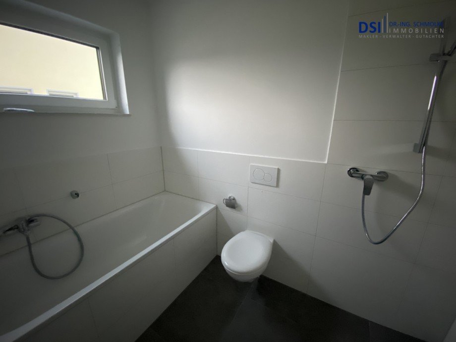 Vollbad Maisonettewohnung K�ln / Wahn