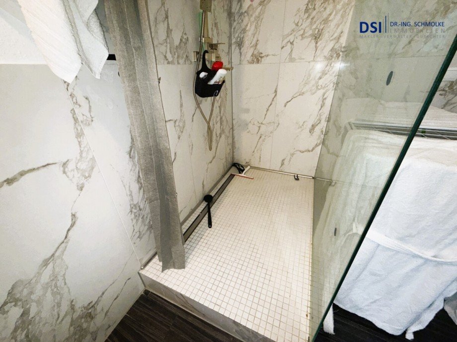 WE Dusche a B�rofl�che K�ln