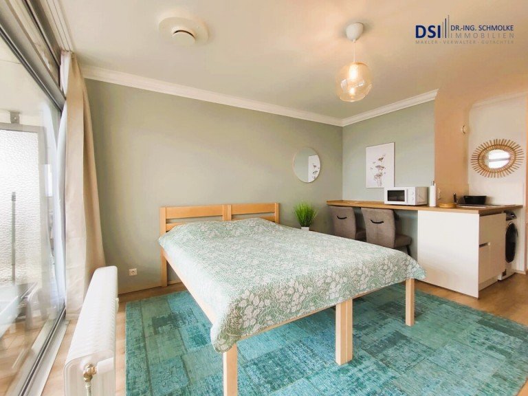 Wohn- und Schlafbereich b K�ln Etagenwohnung S�lz: Modernes City-Apartment mit viel Licht und Balkon