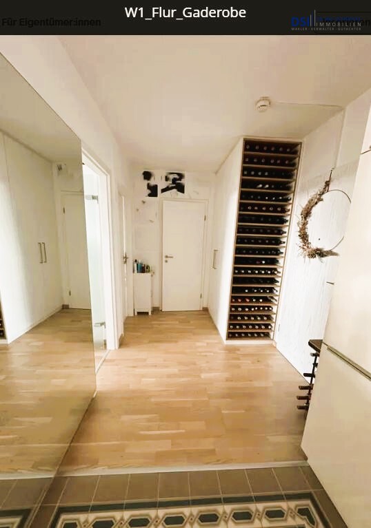 Flur c Etagenwohnung K�ln