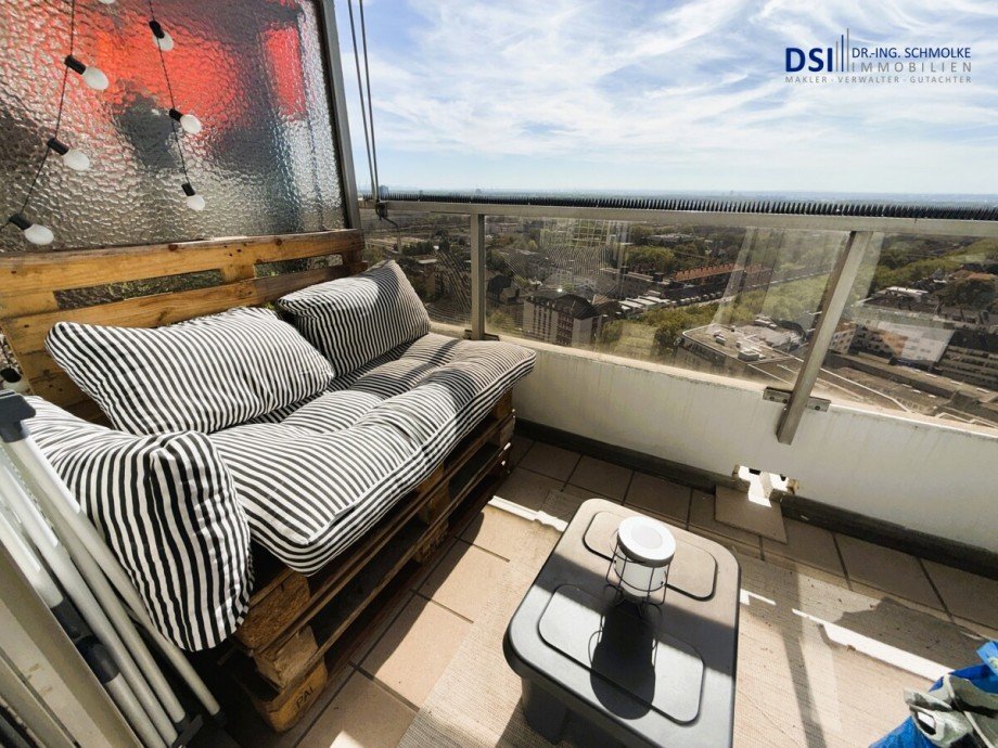 Balkon a Etagenwohnung K�ln