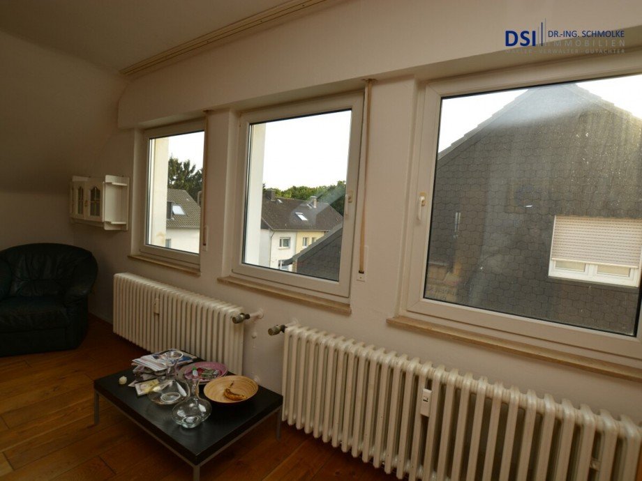 Wohnzimmer c Dachgeschosswohnung K�ln