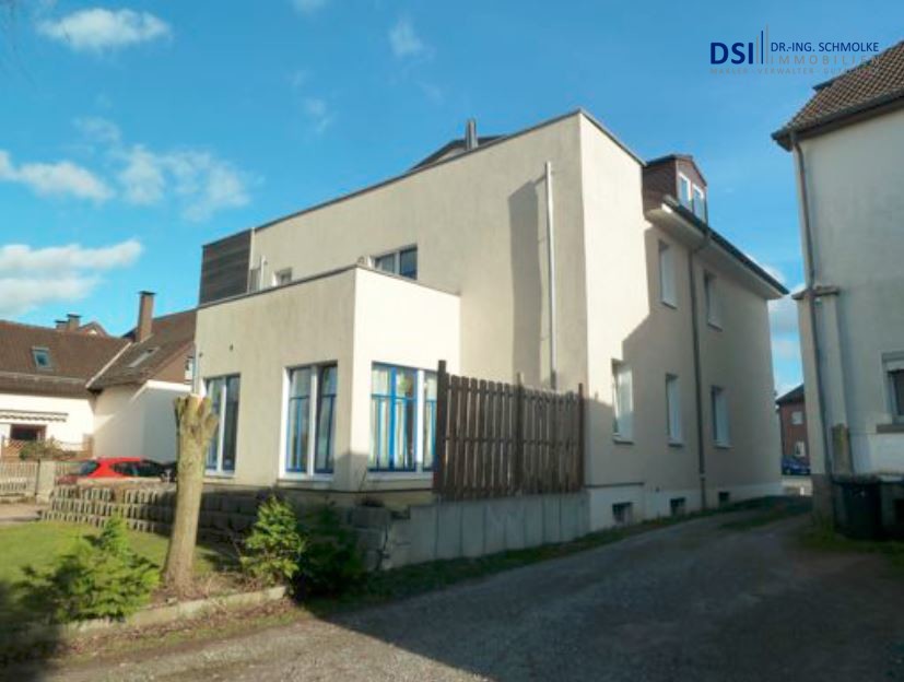 01b - Hausansicht von S�dwesten Erdgeschosswohnung Detmold