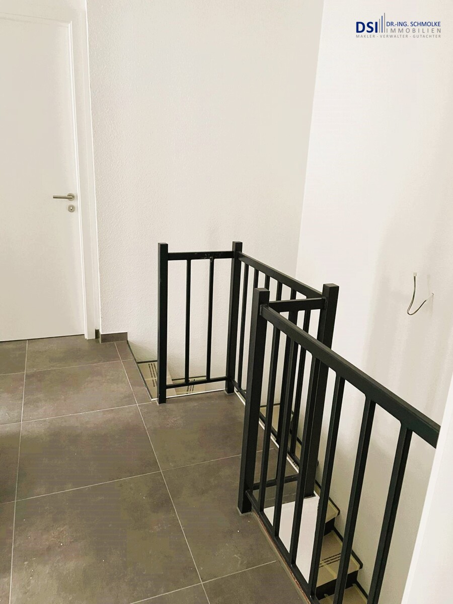 Flur OG_a Maisonettewohnung K�ln / Wahn
