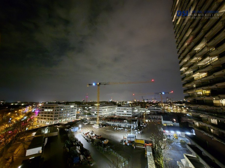 Aussicht Balkon b Etagenwohnung K�ln