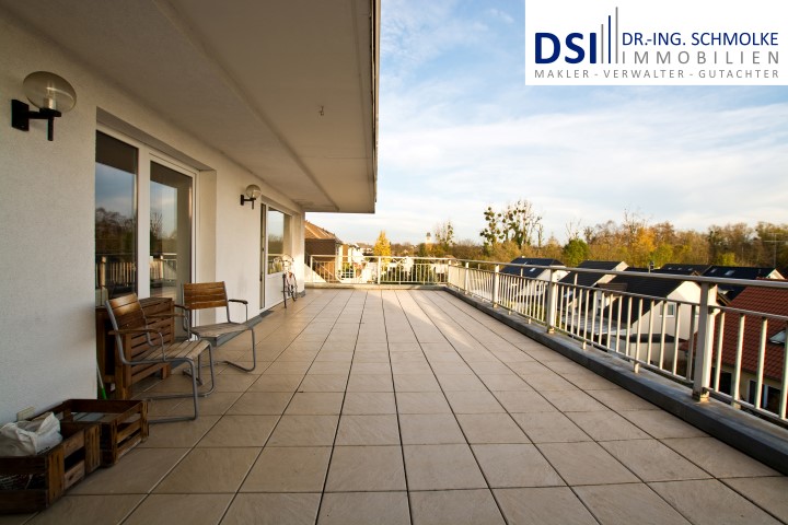 Terrasse Penthousewohnung K�ln / Br�ck