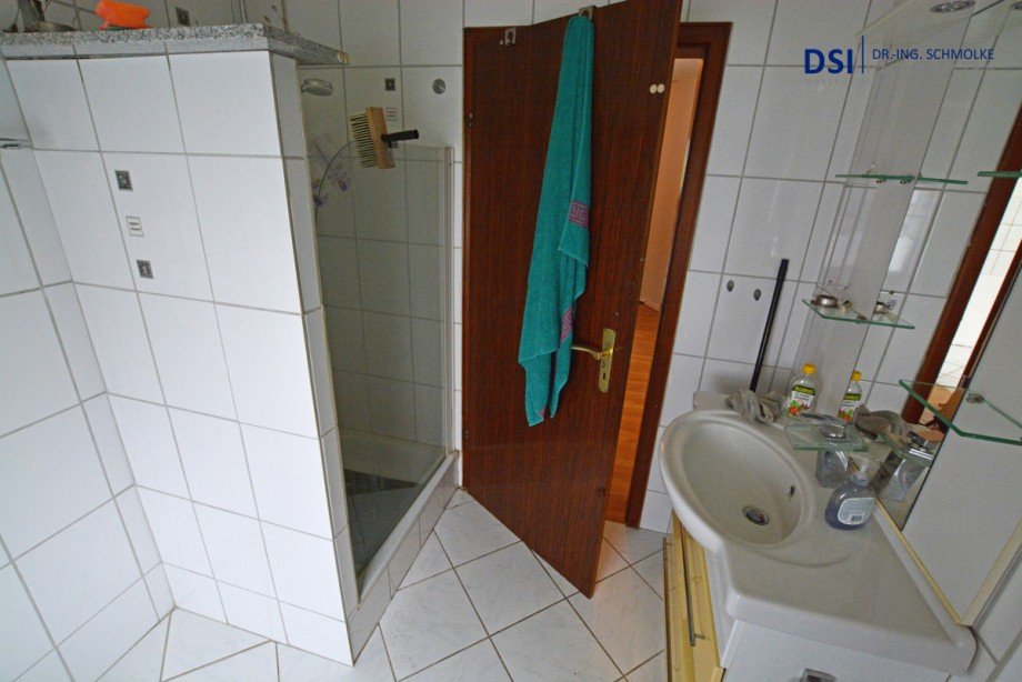 Badezimmer Erdgeschosswohnung K�ln