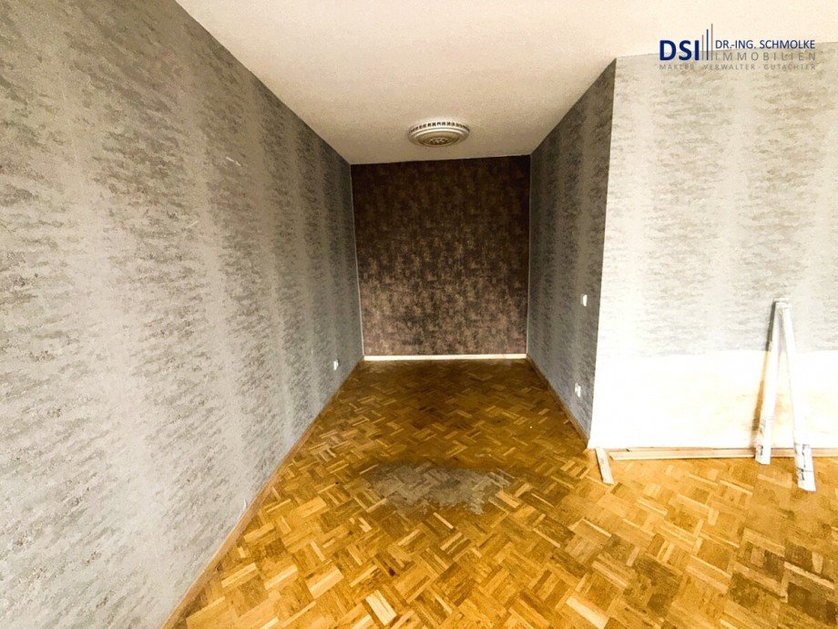 Schlafbereich a Etagenwohnung Bergisch Gladbach