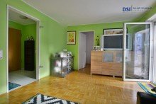 Wohnzimmer Zentral gelegene 2-Zimmer-Wohnung mit Balkon!