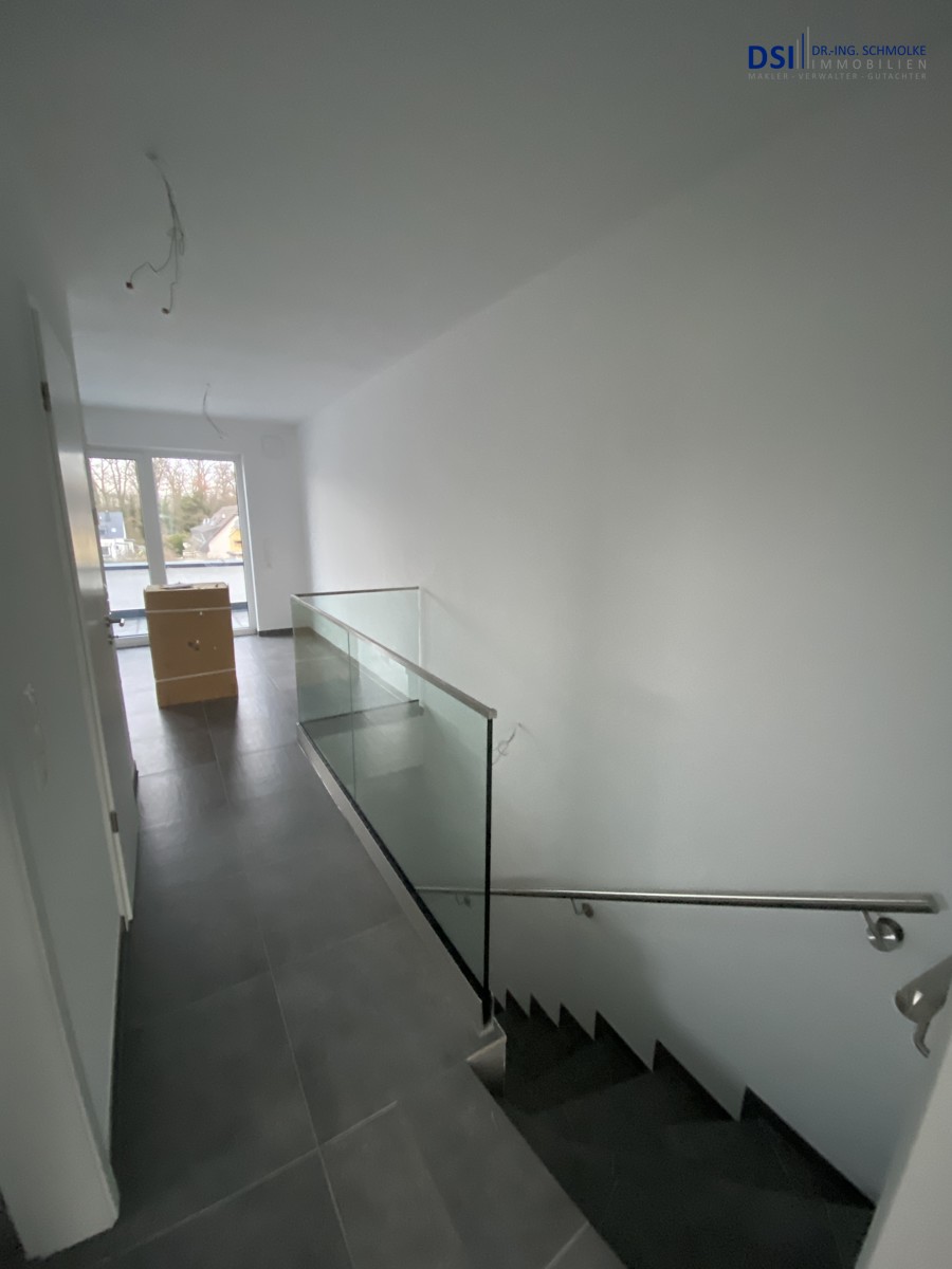 Diele DG Maisonettewohnung K�ln / Wahn