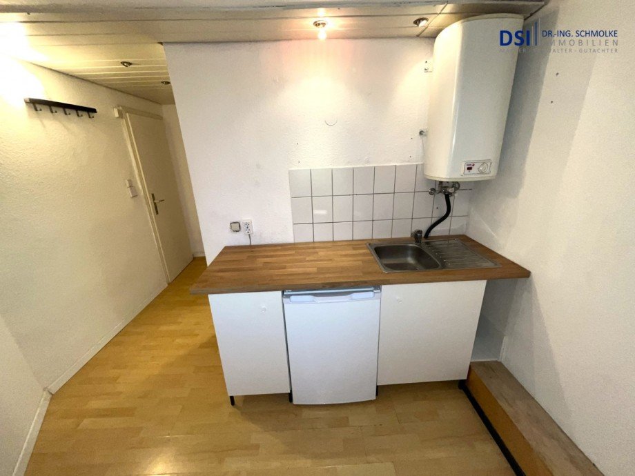 K�che-b Dachgeschosswohnung K�ln / Ehrenfeld