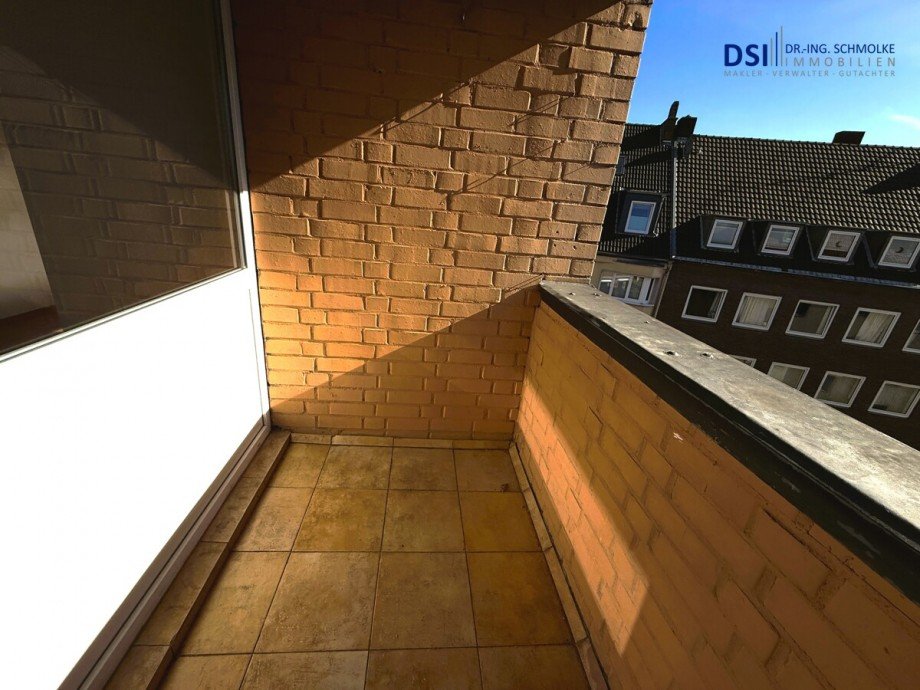 Balkon b Etagenwohnung K�ln / Altstadt-S�d
