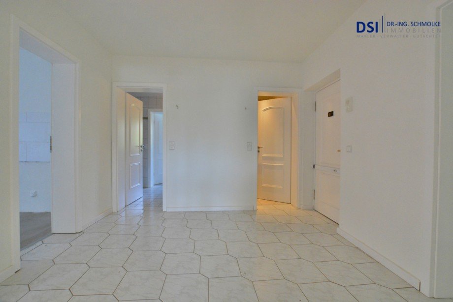 Flur Bild 4 Etagenwohnung K�ln