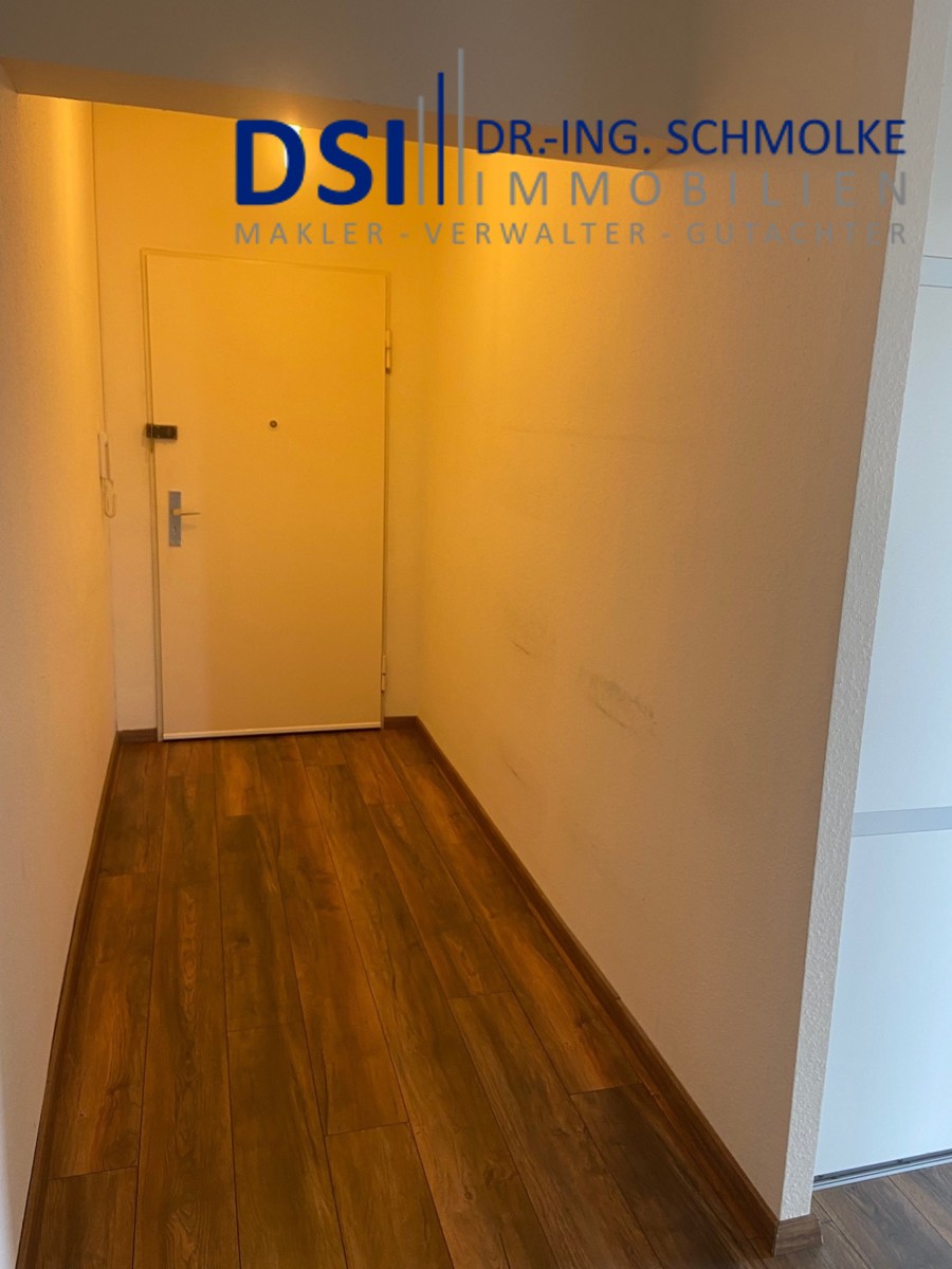 Flur Etagenwohnung K�ln