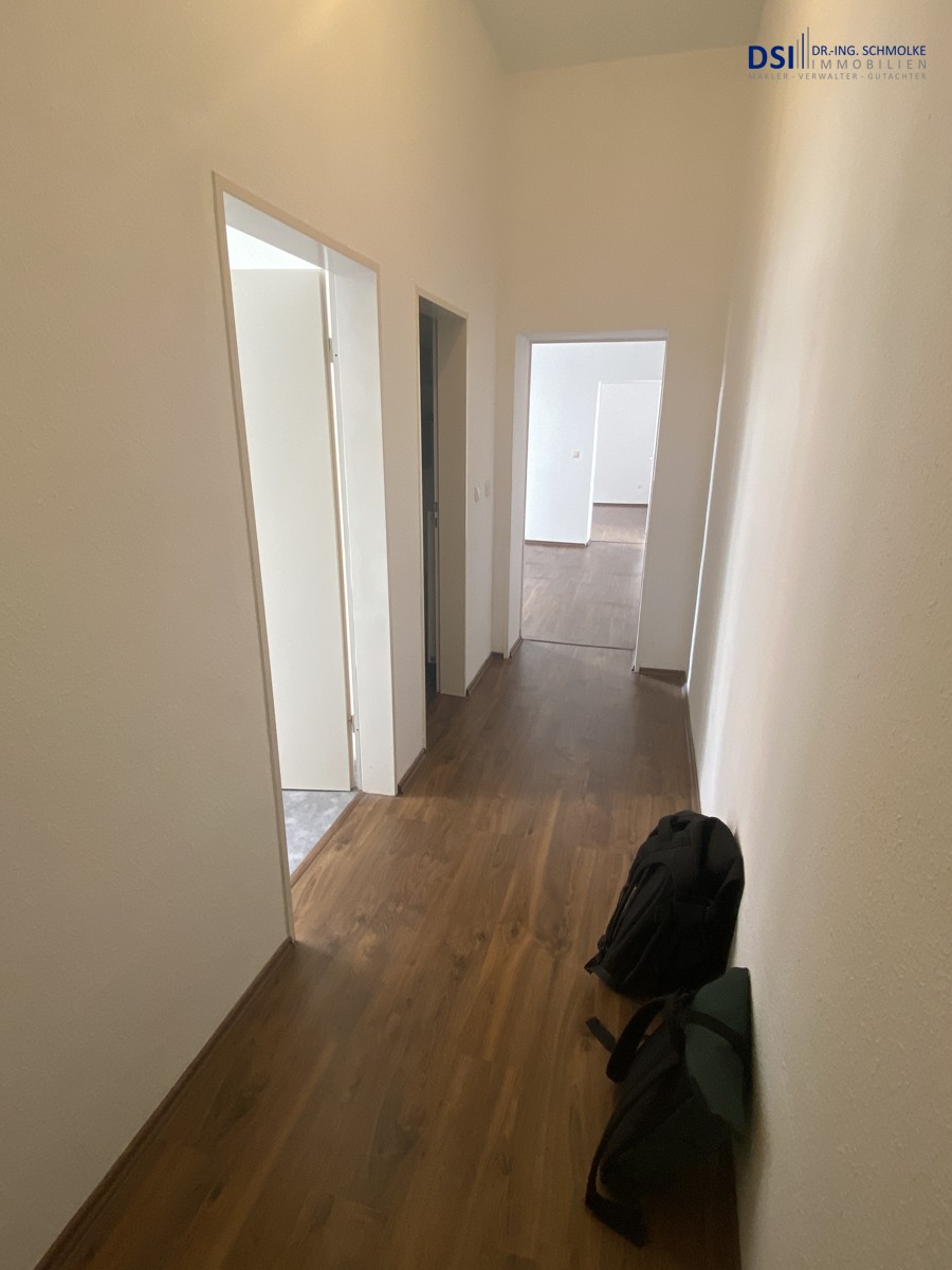 Flur Etagenwohnung K�ln