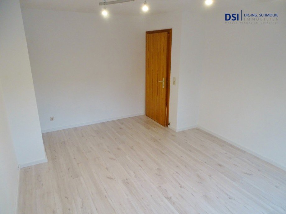DG gro�es Zimmer Einfamilienhaus K�ln