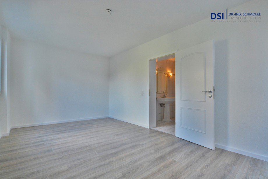 Schlafzimmer Nr. 3 Bild 3 Etagenwohnung K�ln