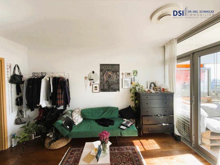 Wohn- und Schlafzimmer a K�ln Etagenwohnung S�lz: Modernes City-Apartment mit viel Licht und Balkon