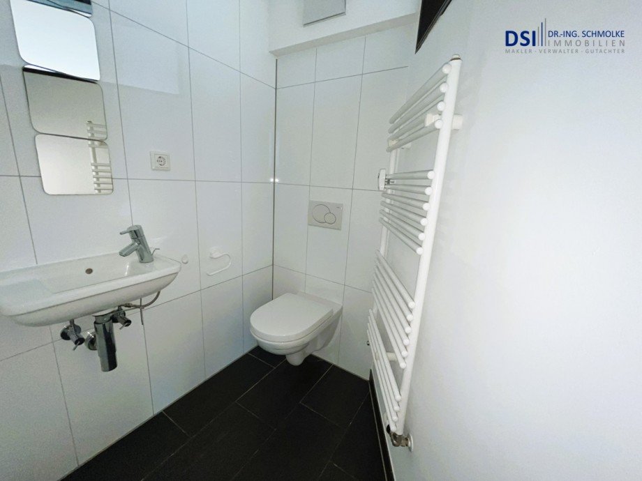 G�ste-WC B�rofl�che K�ln
