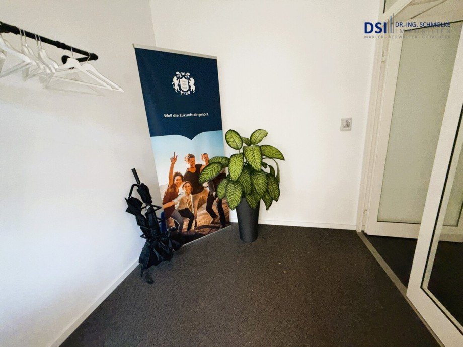 Eingang B�rofl�che K�ln