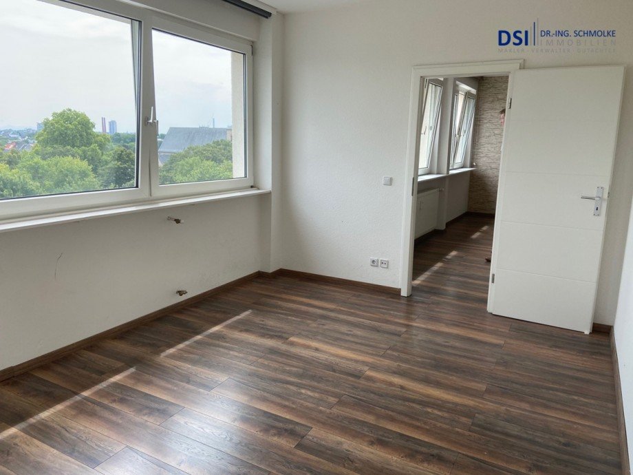 Kind Etagenwohnung K�ln