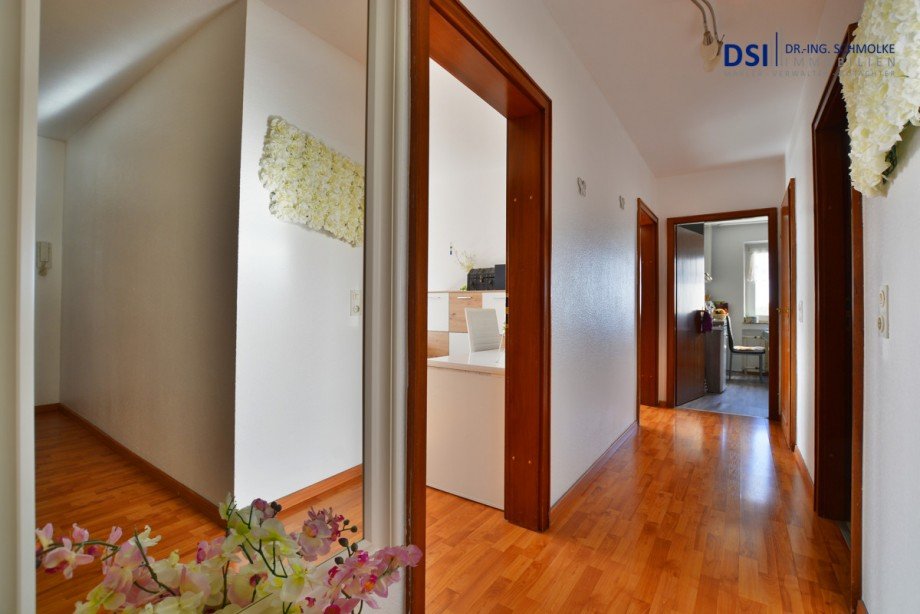 Flur Etagenwohnung K�ln