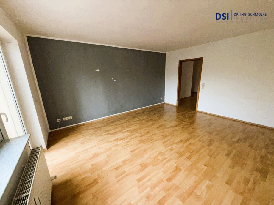 Wohnzimmer_ c Etagenwohnung Br�hl