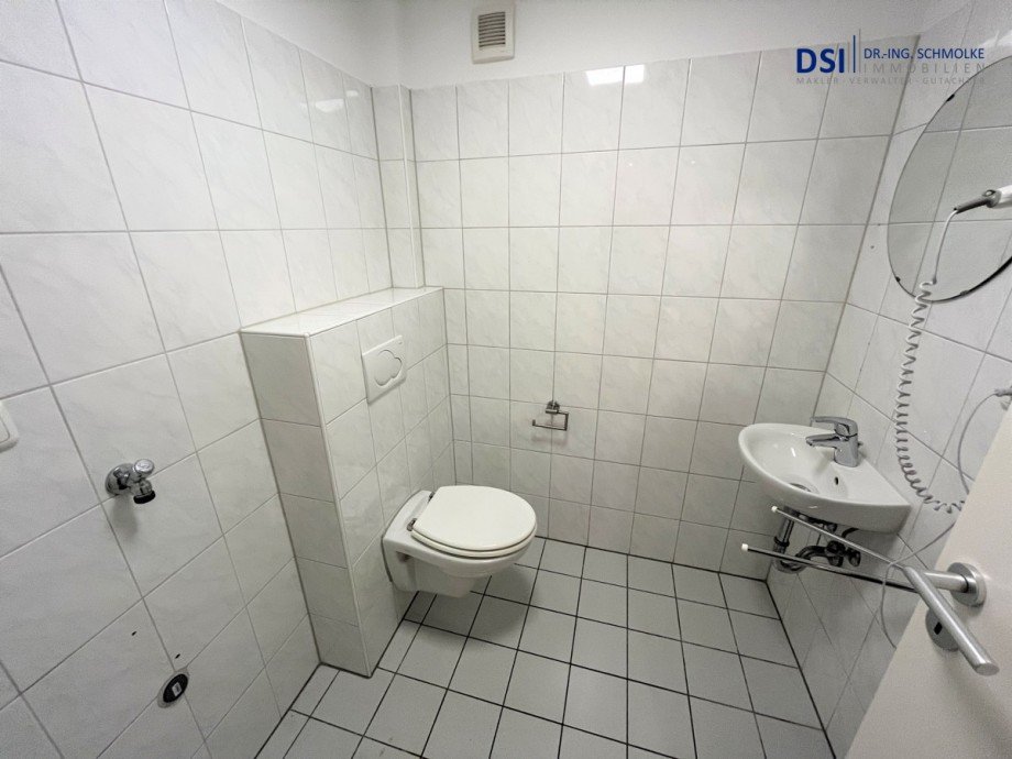 WC Etagenwohnung K�ln