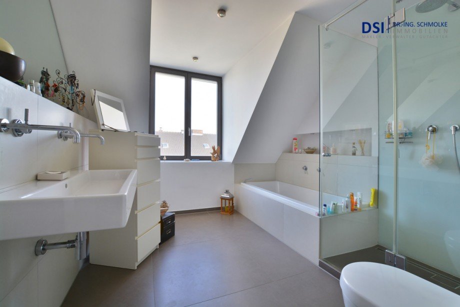 Hauptbad Maisonettewohnung K�ln / Neustadt-S�d