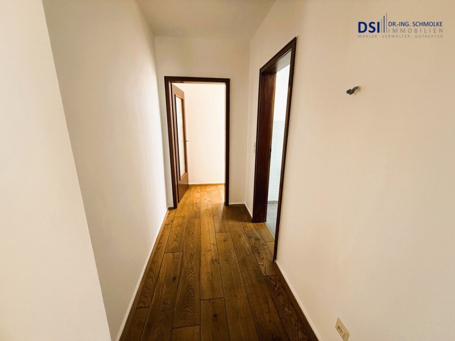 Flur a Dachgeschosswohnung K�ln
