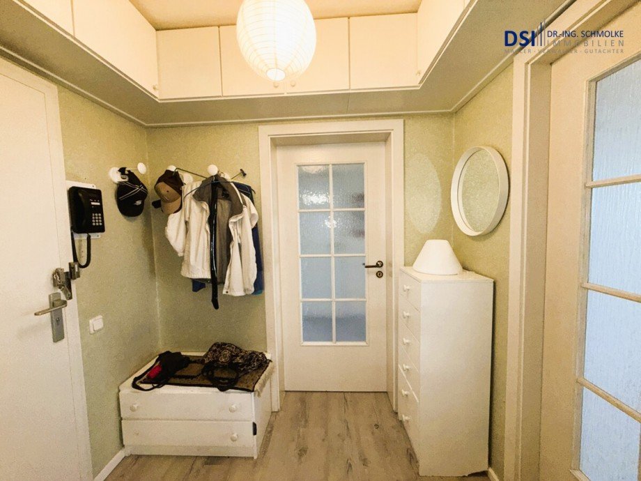 Flur a Etagenwohnung K�ln