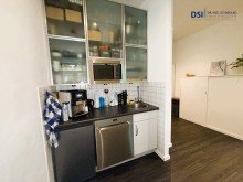 B�rok�che Hochwertige B�ror�ume mit Wohneinheit N�he Volksgarten/Eifelplatz