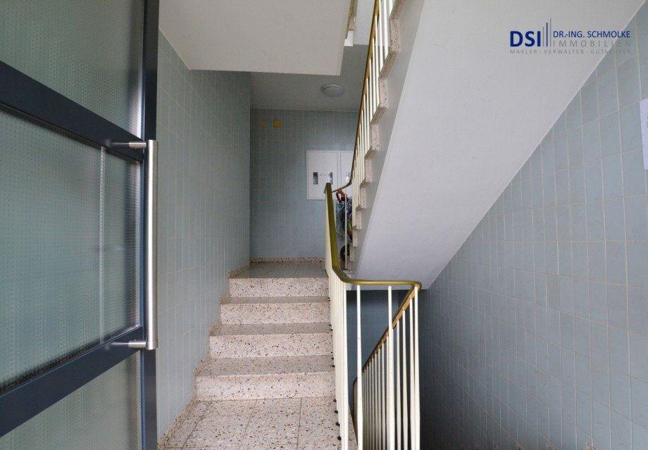 Hausflur Erdgeschosswohnung K�ln